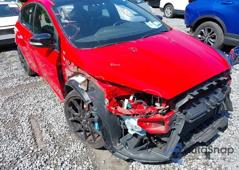 2018 Ford Focus Rs из США, поврежденный, VIN WF0DP3TH7J4127724